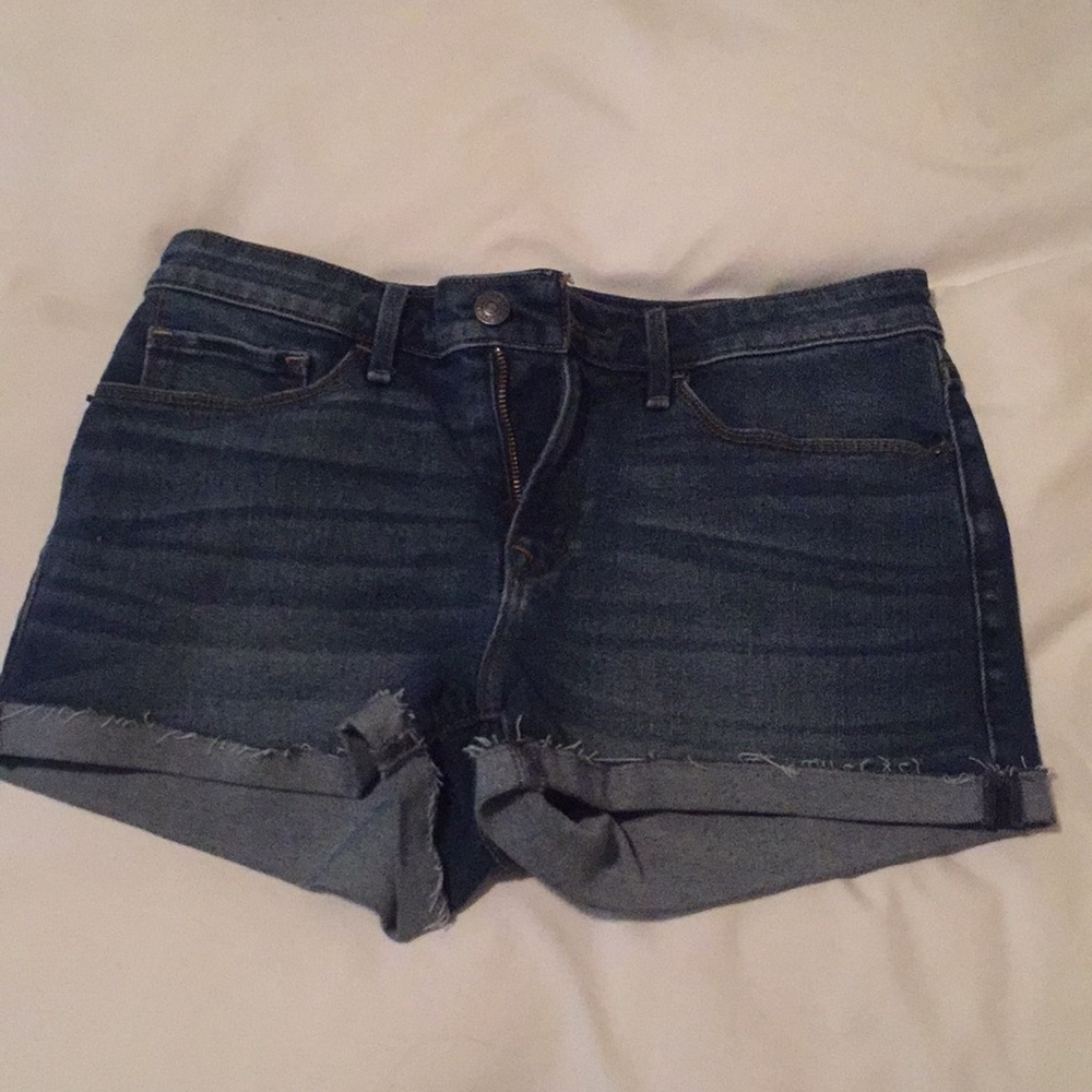 Low rise Abercrombie denim shorts
